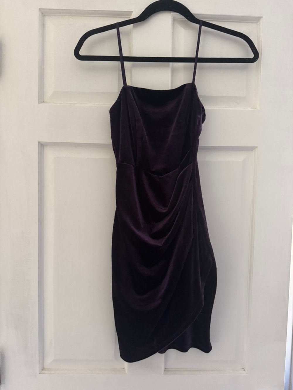 Emerald Sundae Velvet Spaghetti-Strap Mini Dress in Plum